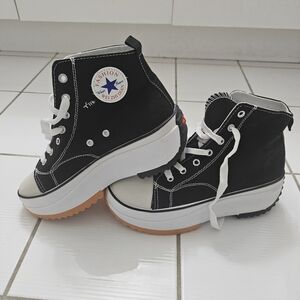 New Women’s ankle Top Canvas Lace Up Sneakers In Black - Brand New